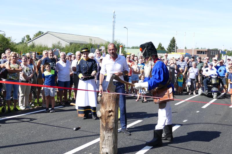 Umbraco.Web.PublishedCache.XmlPublishedCache.PublishedMediaCache+DictionaryPublishedContent?.Name